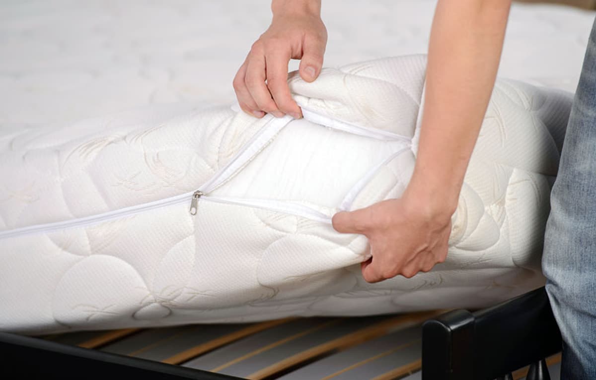 How Synthetic Bed Mattresses Affect Our Health