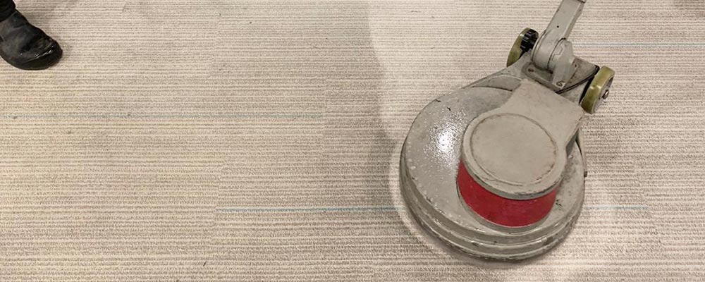 mechanical rotary scrubbing carpet cleaning